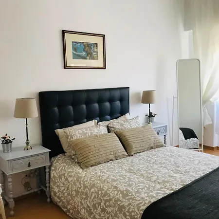 Lejlighed Anjos 44 *