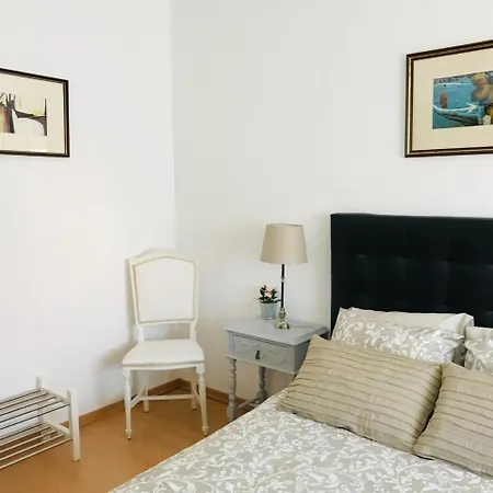 安霍斯44里斯本公寓